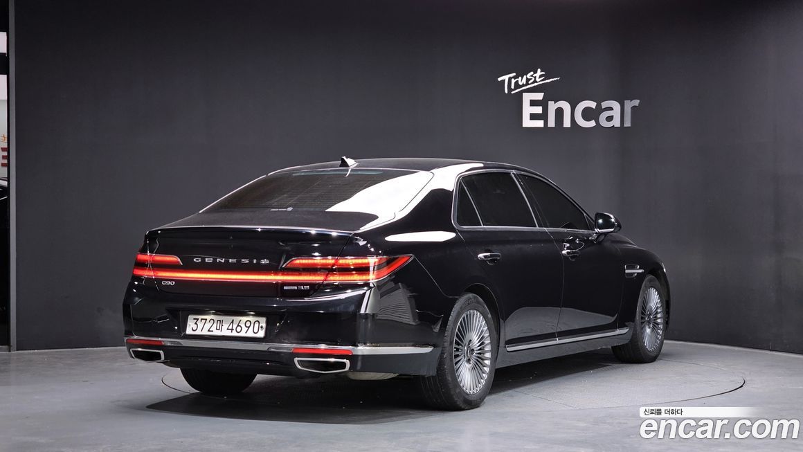 Genesis G90 2020