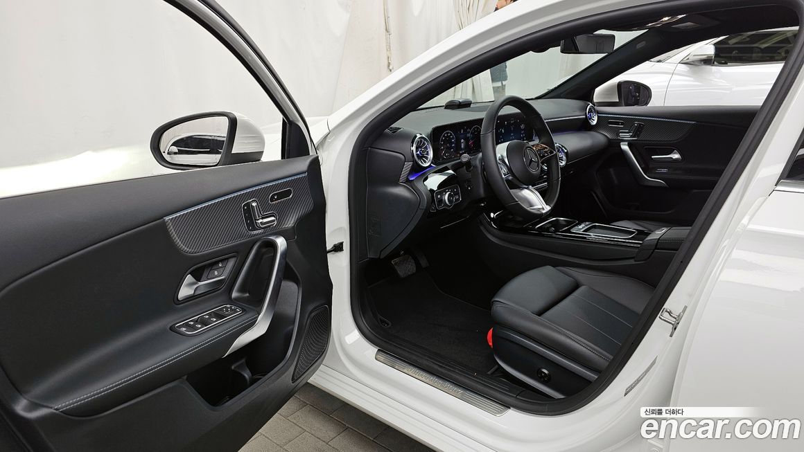 Mercedes-Benz A-Class 2025