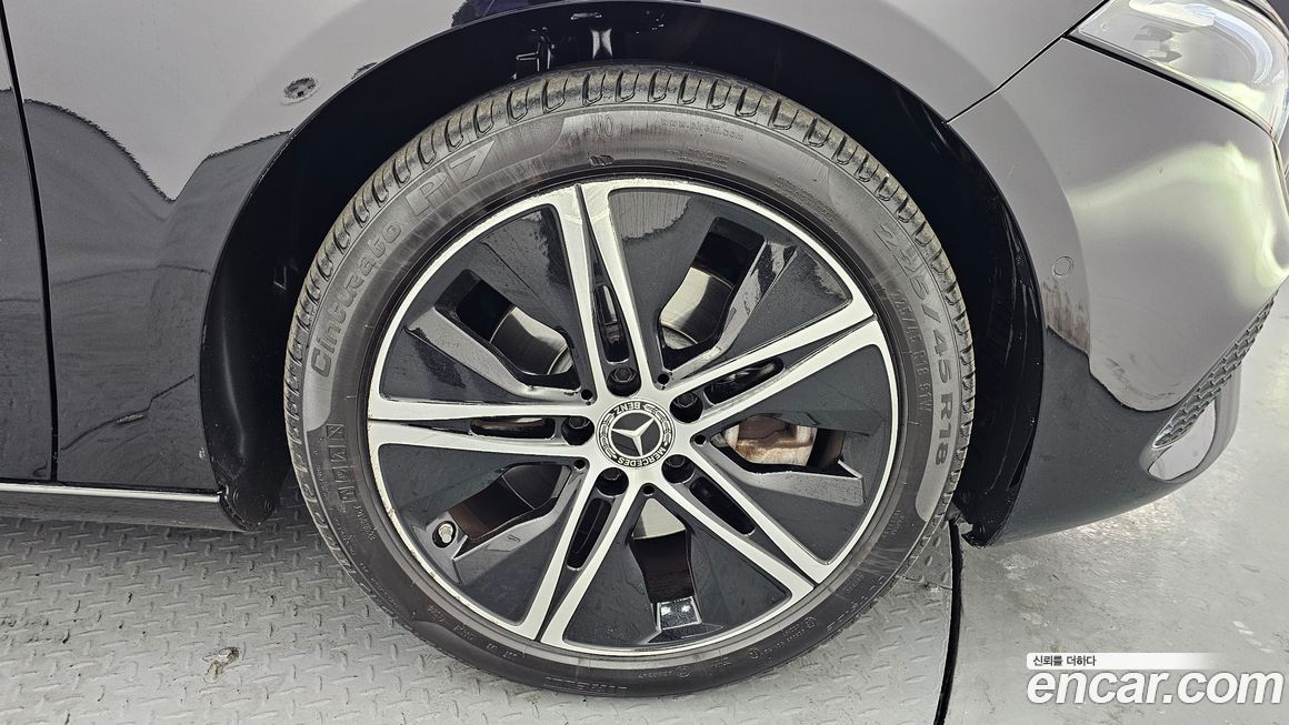 Mercedes-Benz A-Class 2025