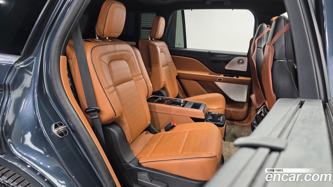 Lincoln Aviator 2021