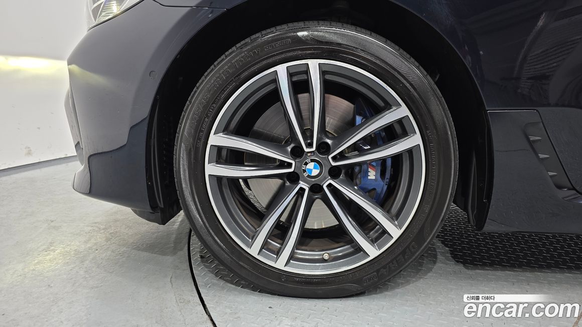 BMW Gran Turismo 2021