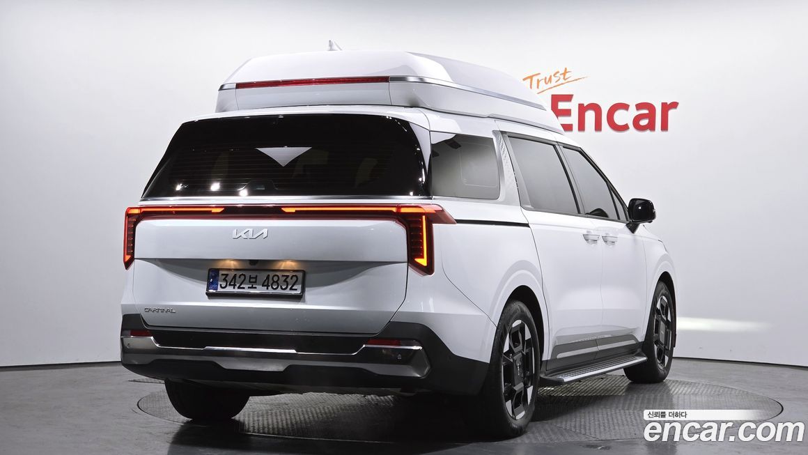 Kia Canival 2024