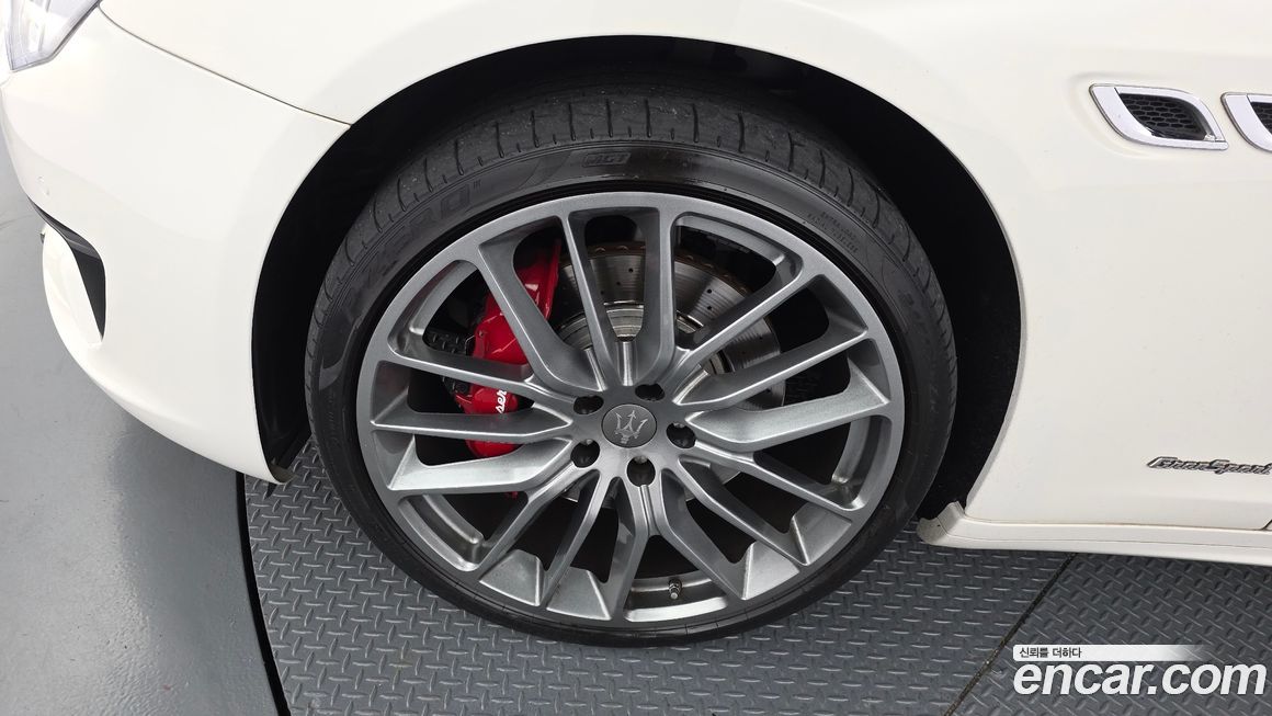 Maserati Quattroporte 2018