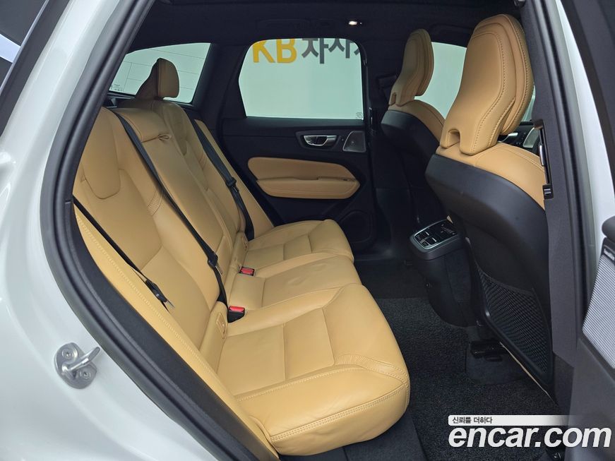 Volvo XC60 2023