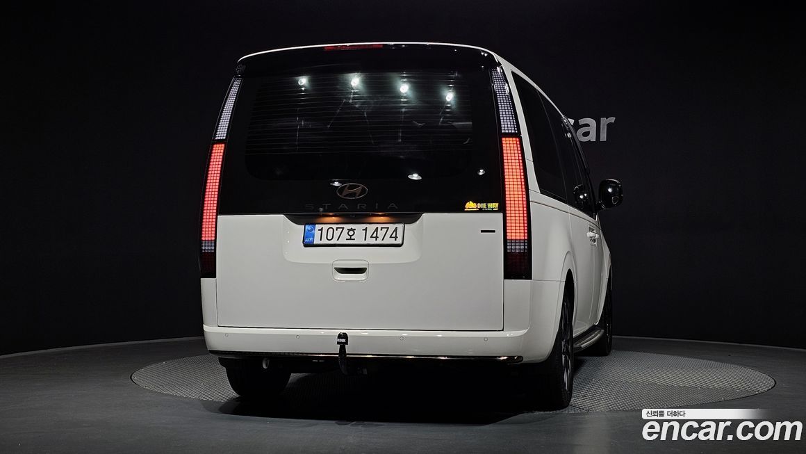 Hyundai Staria 2025