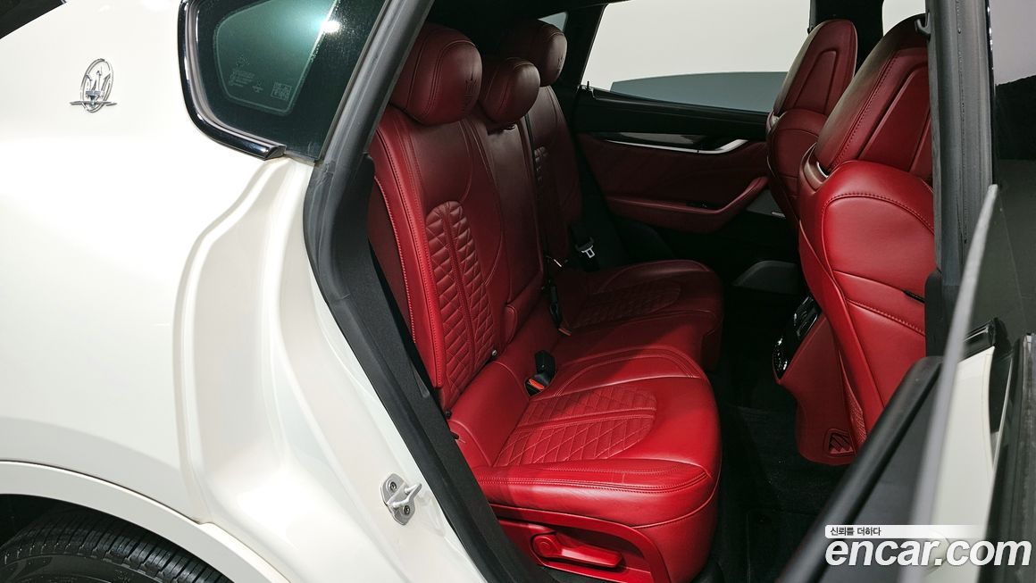 Maserati Levante 2020