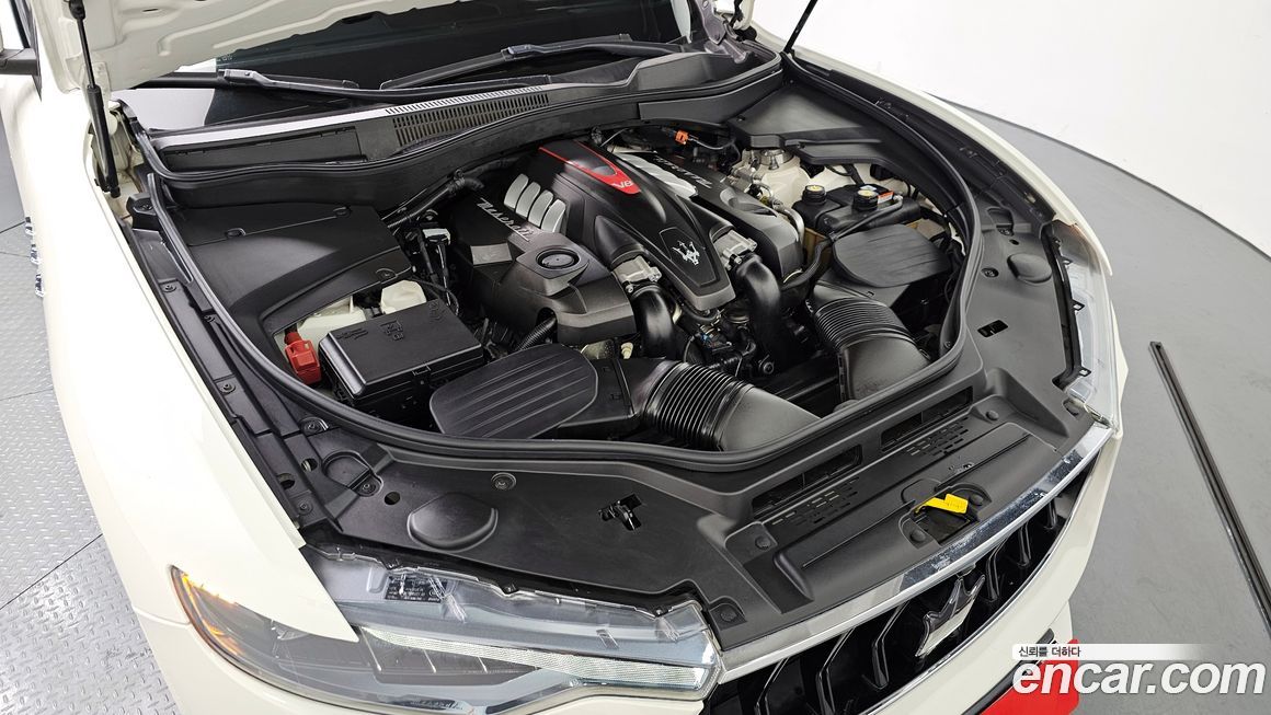 Maserati Levante 2020