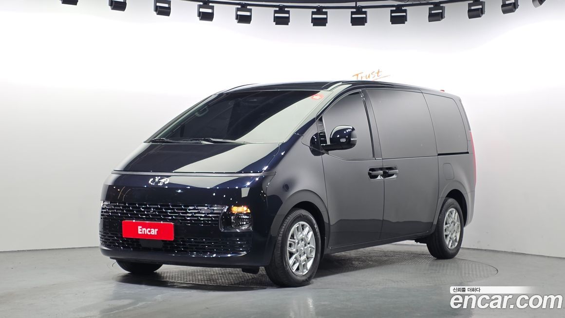 Hyundai Staria 2023