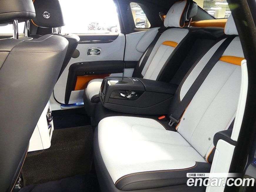 Rolls-Royce Ghost 2023