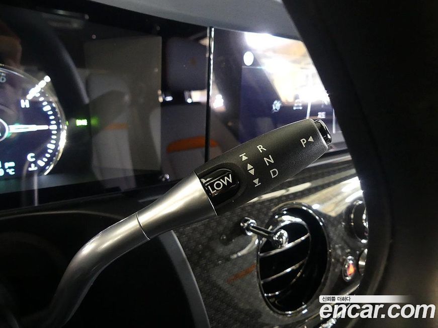 Rolls-Royce Ghost 2023