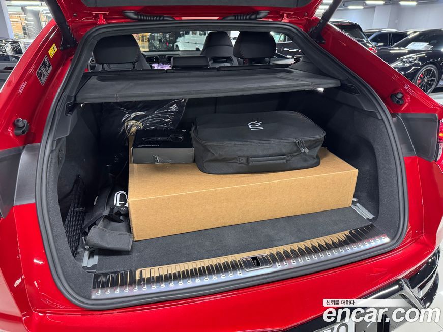 Lamborghini Urus 2025