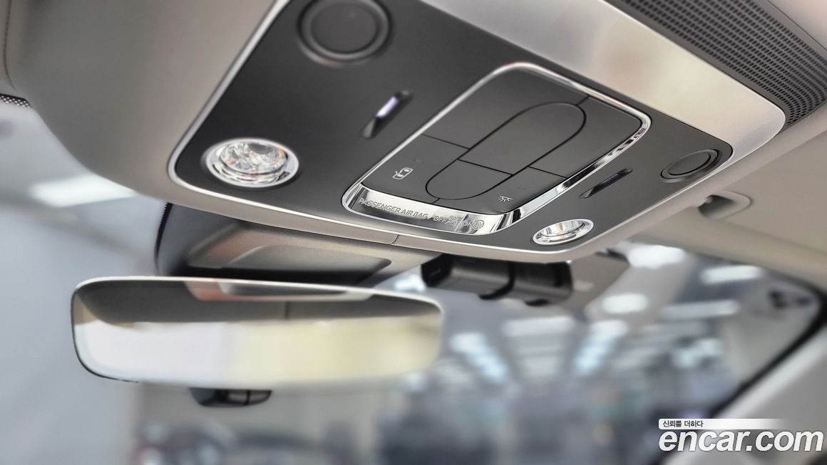 Bentley Continental 2025