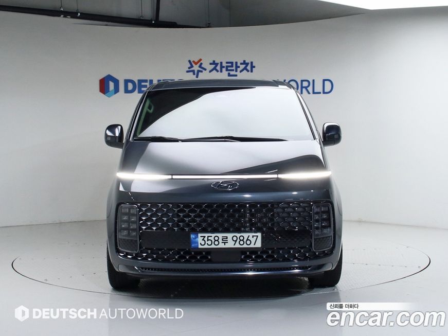 Hyundai Staria 2022