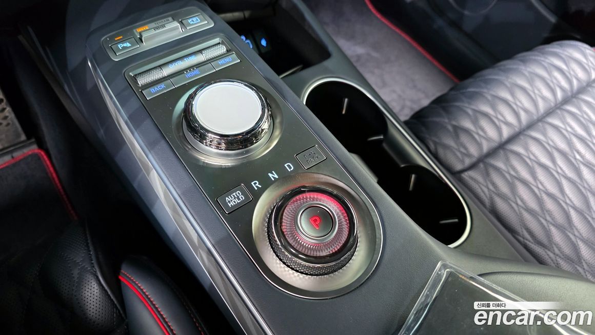 Genesis GV70 2022