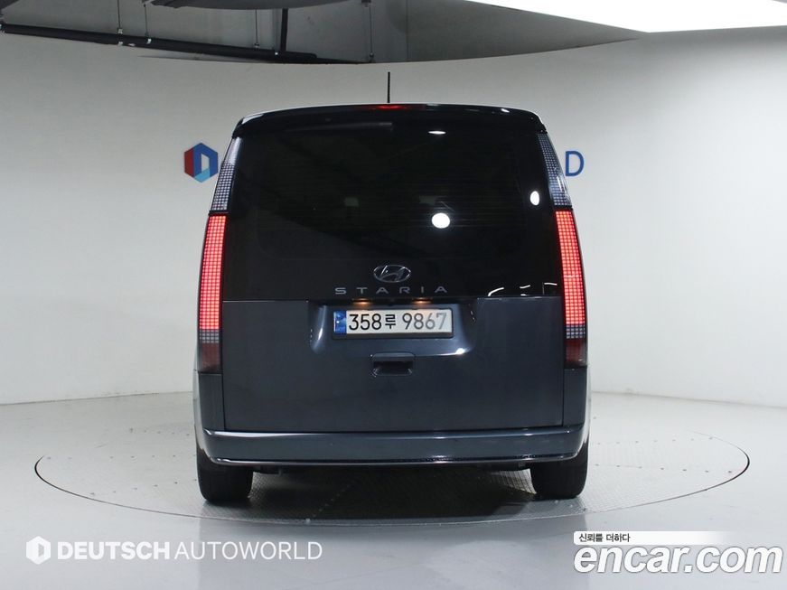 Hyundai Staria 2022