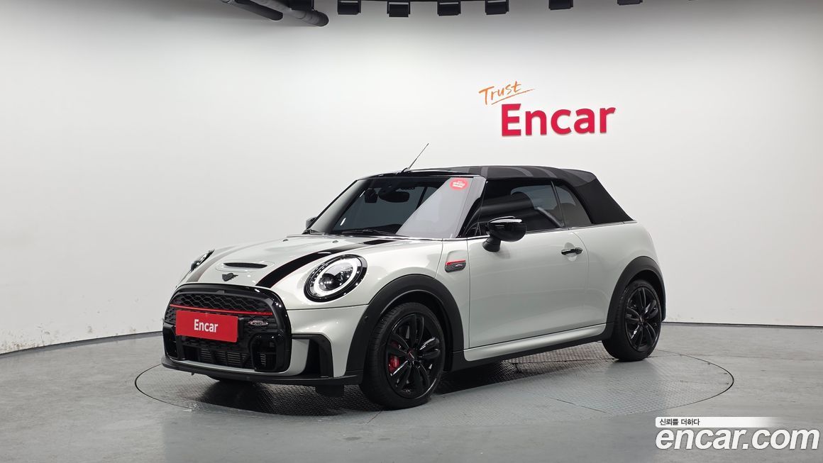 Mini Cooper Convertible 2023