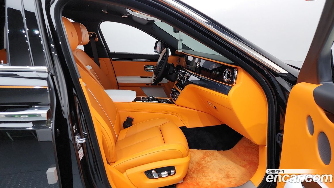 Rolls-Royce Ghost 2024