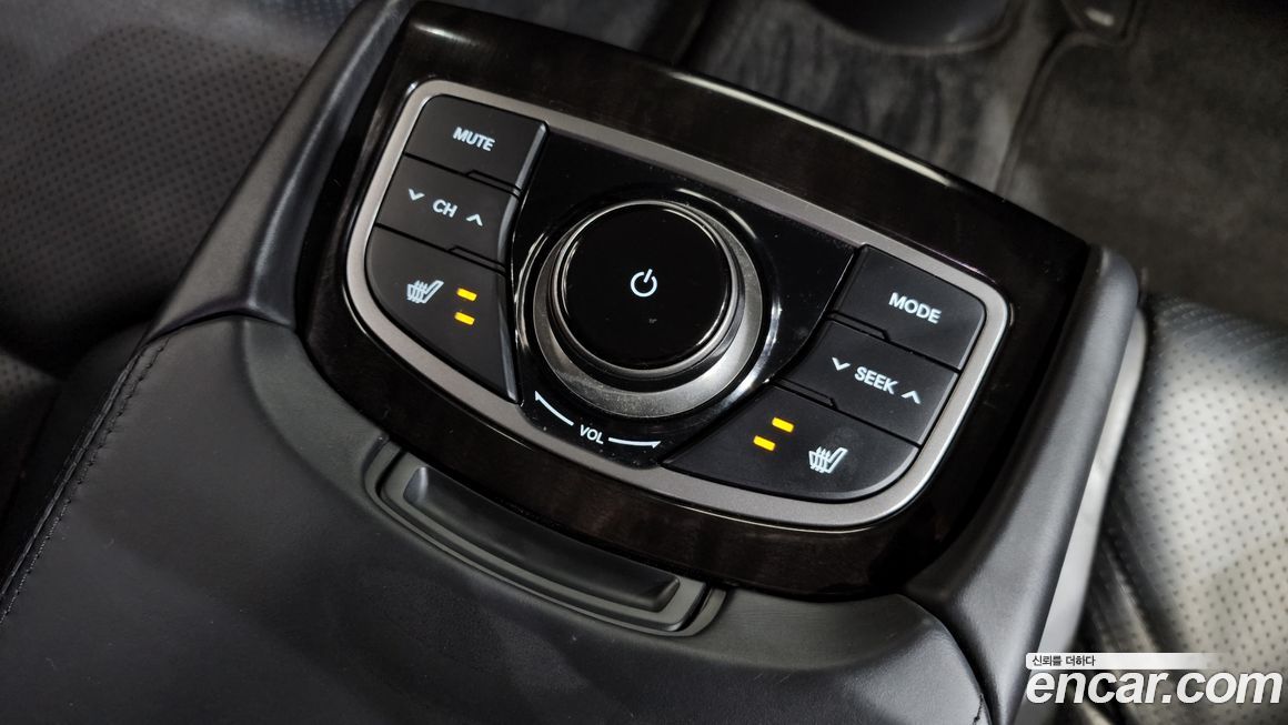 Hyundai Grandeur 2012