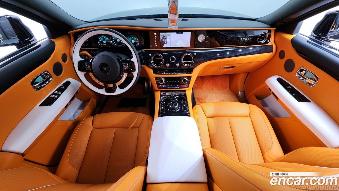 Rolls-Royce Ghost 2024