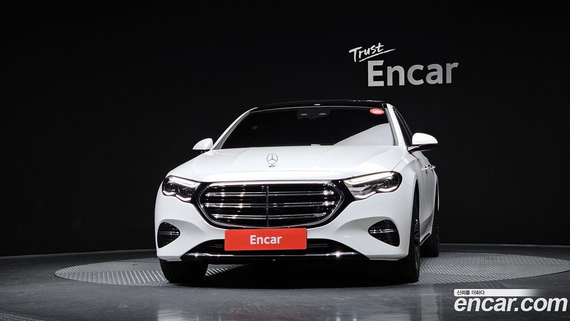 Mercedes-Benz E-Class 2025