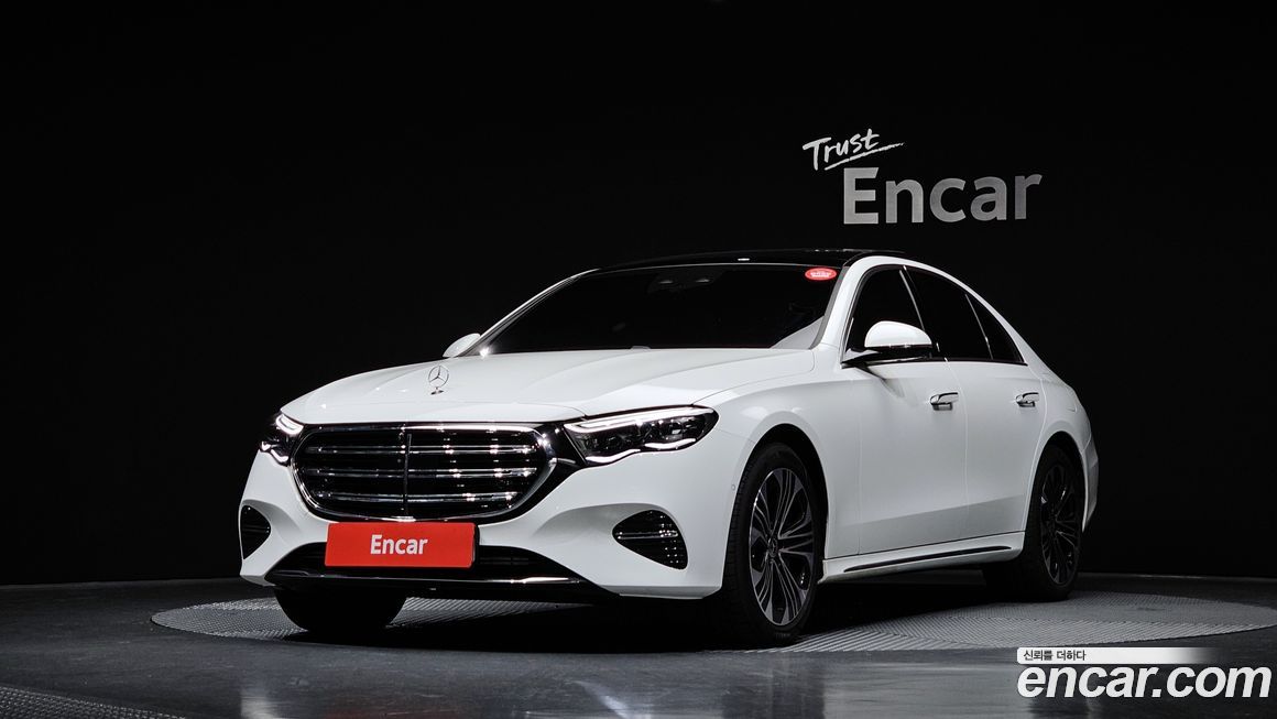 Mercedes-Benz E-Class 2025