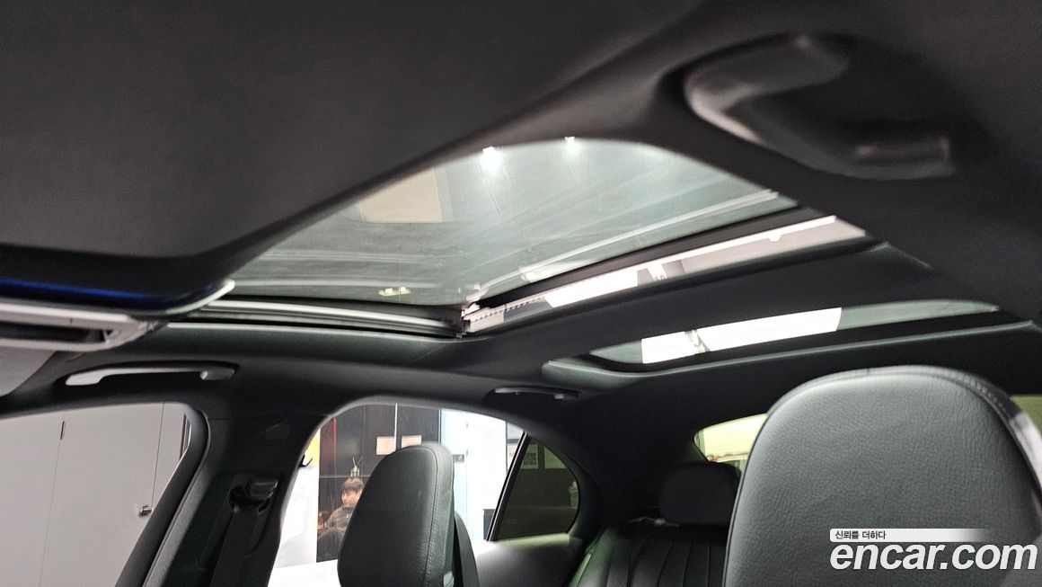 Mercedes-Benz E-Class 2025