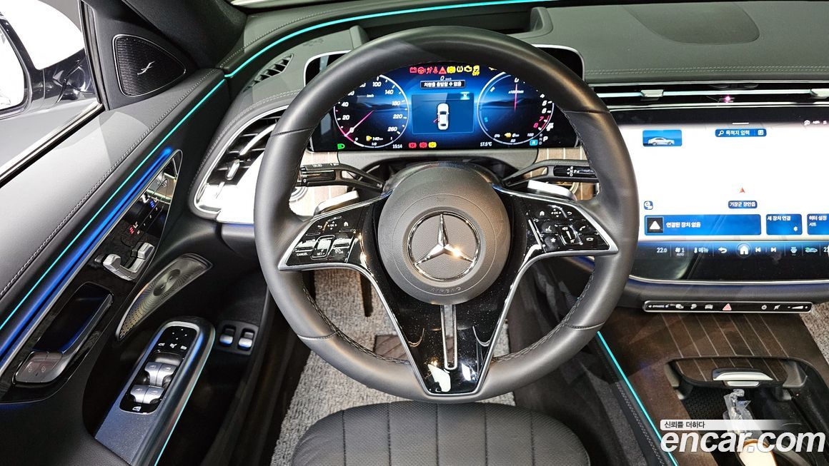 Mercedes-Benz E-Class 2025