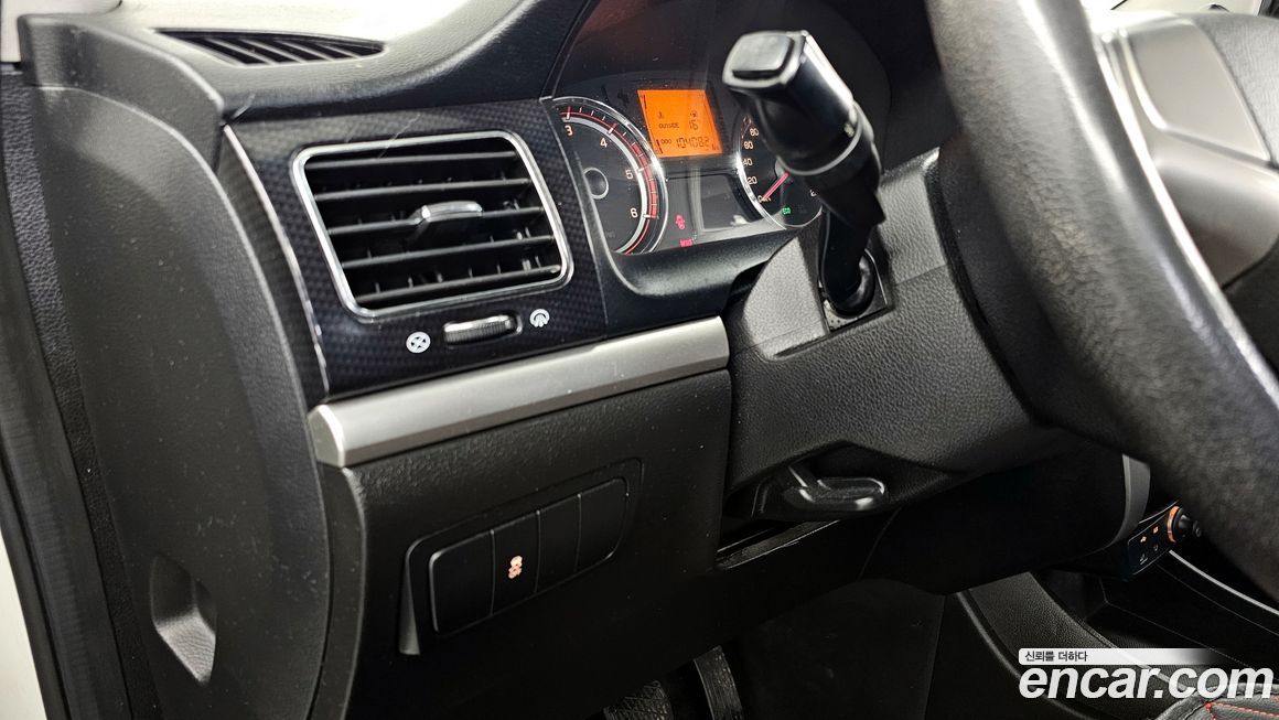 KG_Mobility_Ssangyong KORANDO 2012