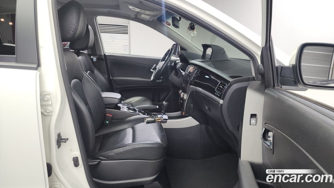 KG_Mobility_Ssangyong KORANDO 2013