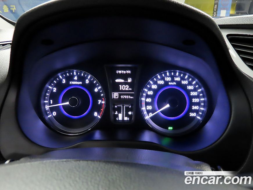 Hyundai Grandeur 2012