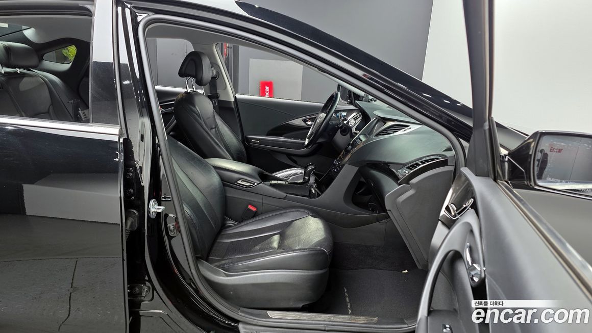 Hyundai Grandeur 2012