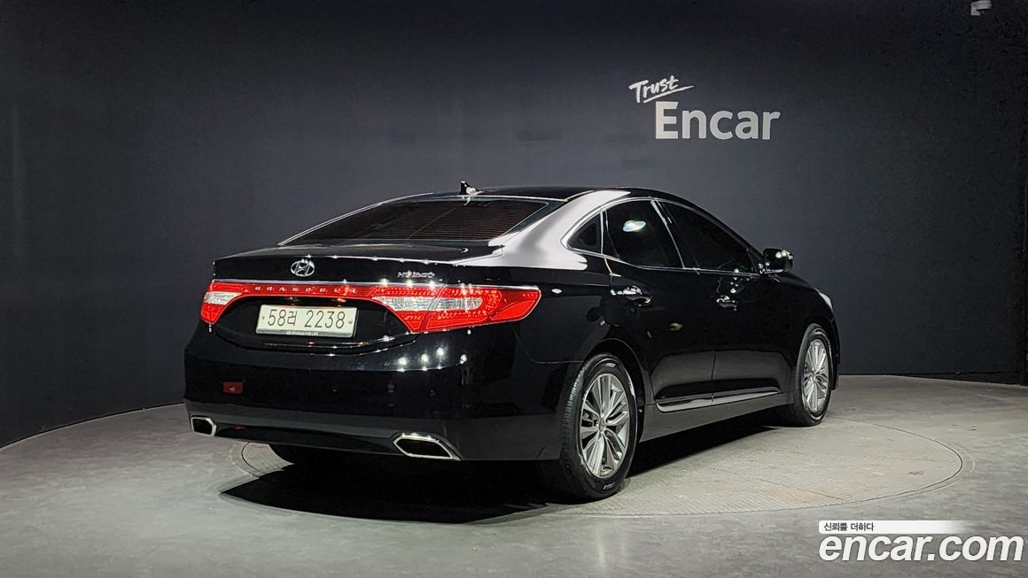 Hyundai Grandeur 2015