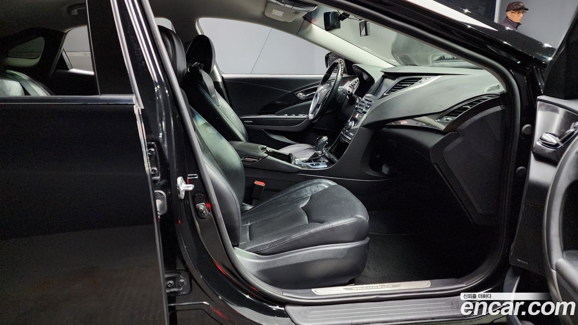 Hyundai Grandeur 2015