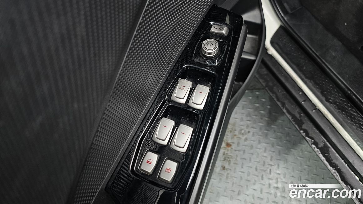 KG_Mobility_Ssangyong TIBOLI 2017