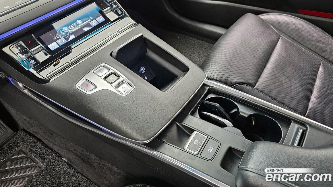 Hyundai Grandeur 2020