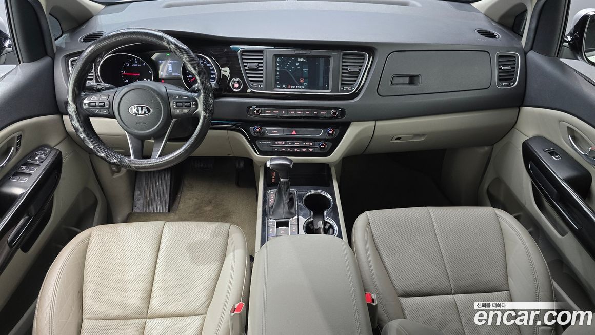 Kia Canival 2019