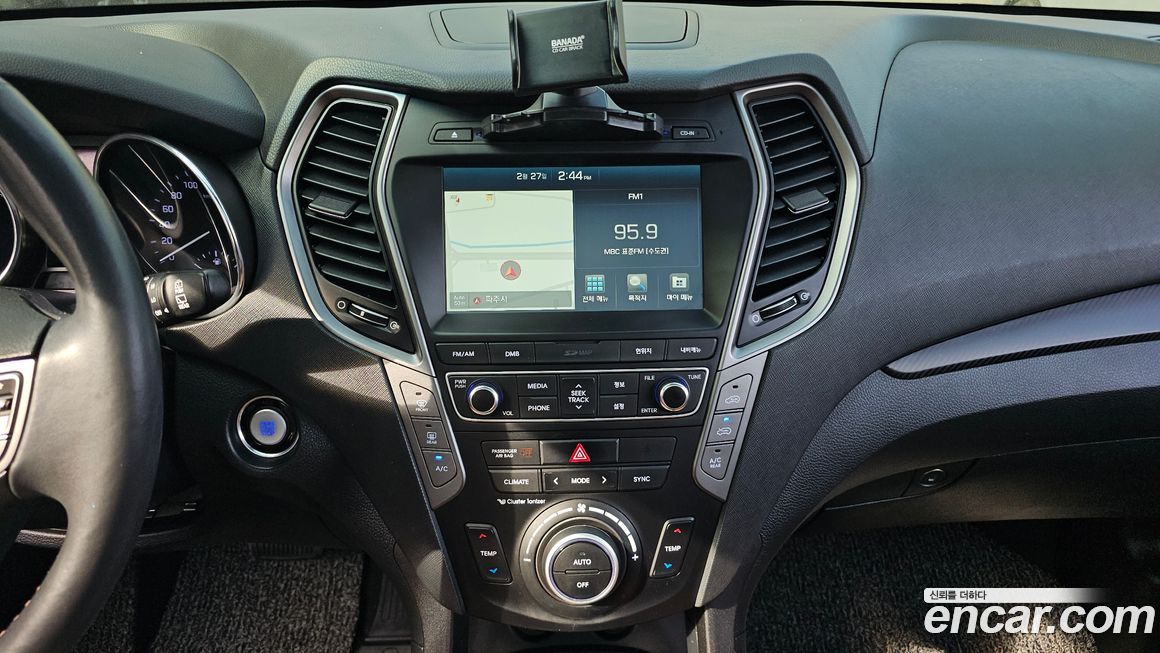 Hyundai Santafe 2016