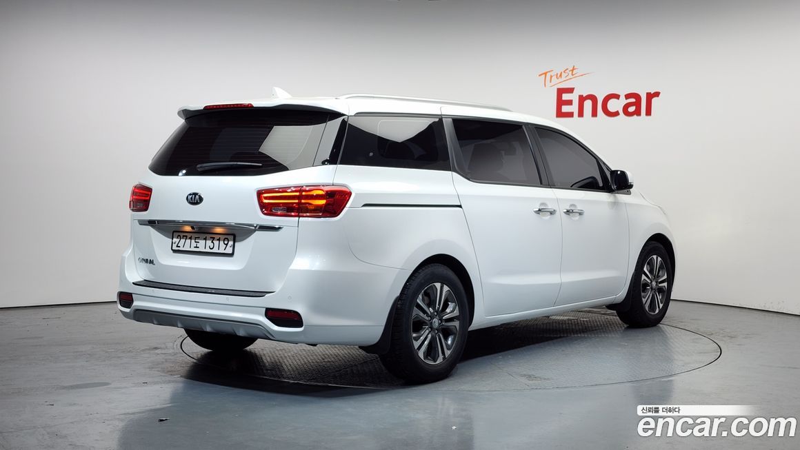 Kia Canival 2020