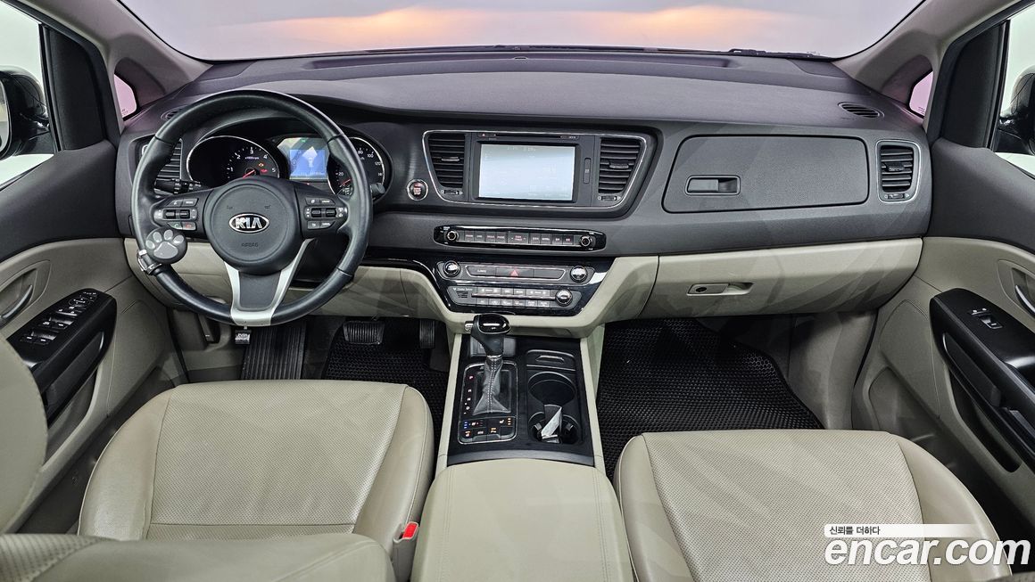 Kia Canival 2016