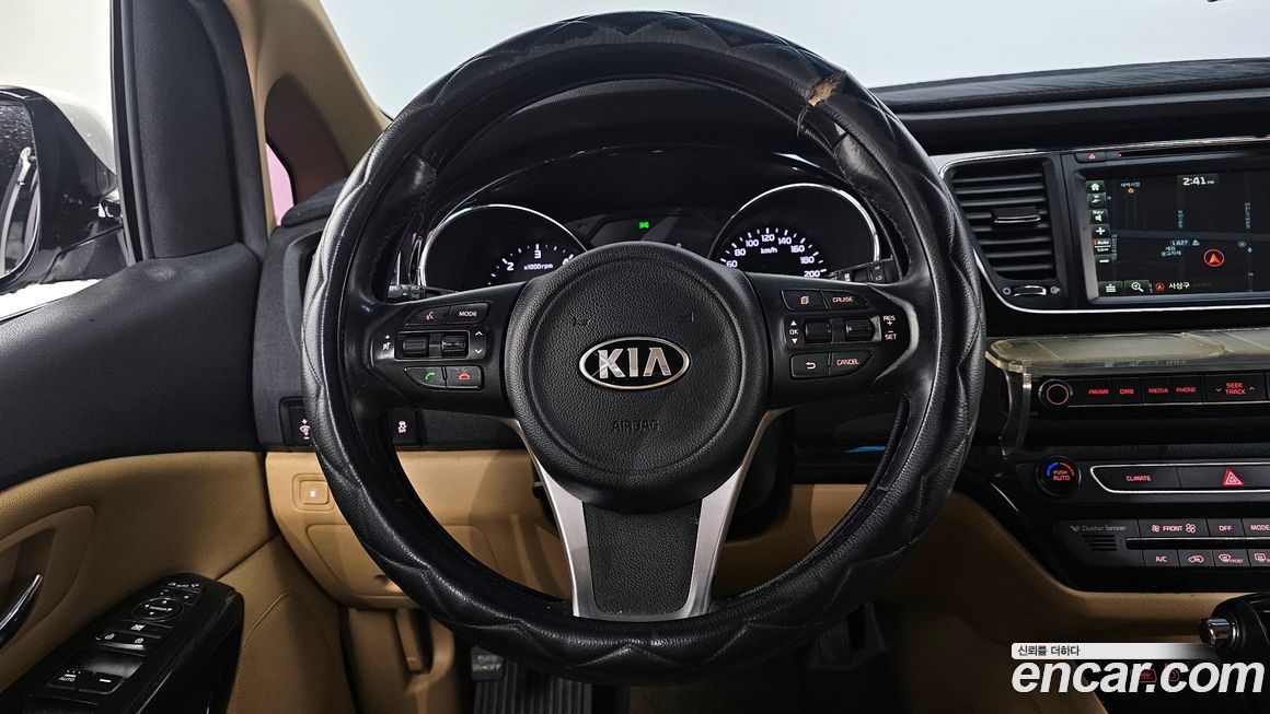 Kia Canival 2016