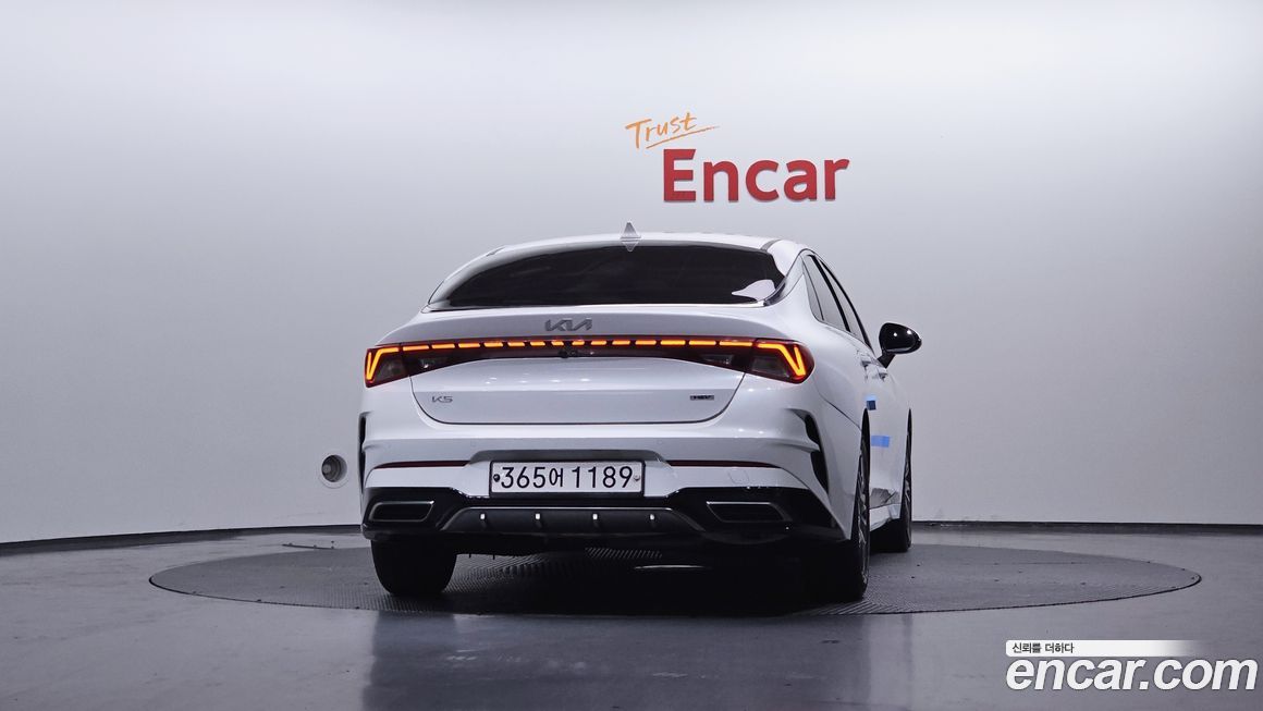 Kia K5 2023
