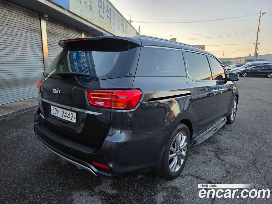 Kia Canival 2019