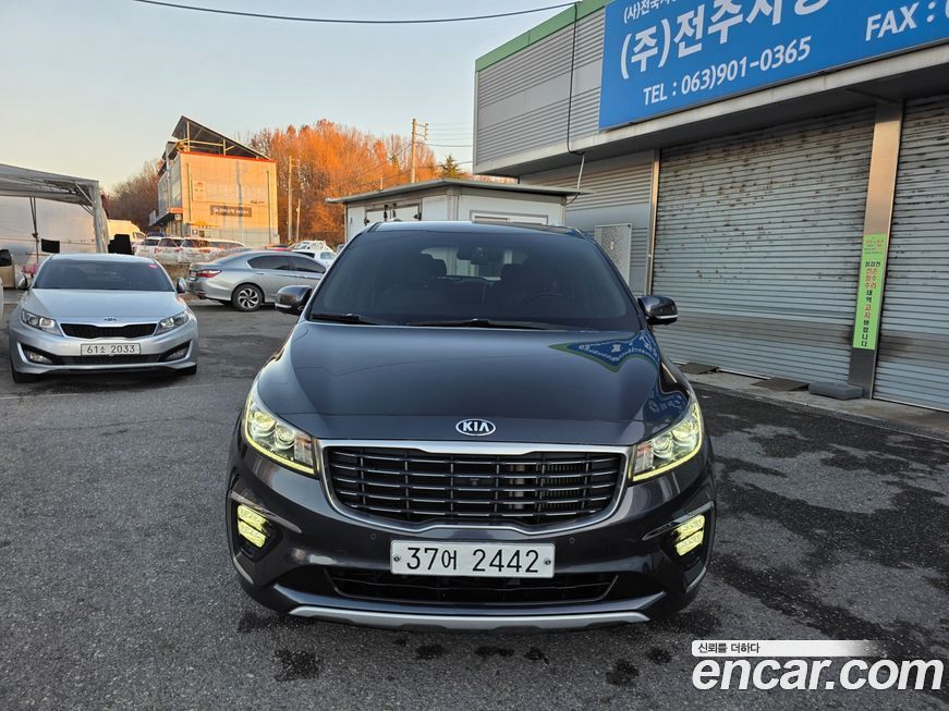 Kia Canival 2019