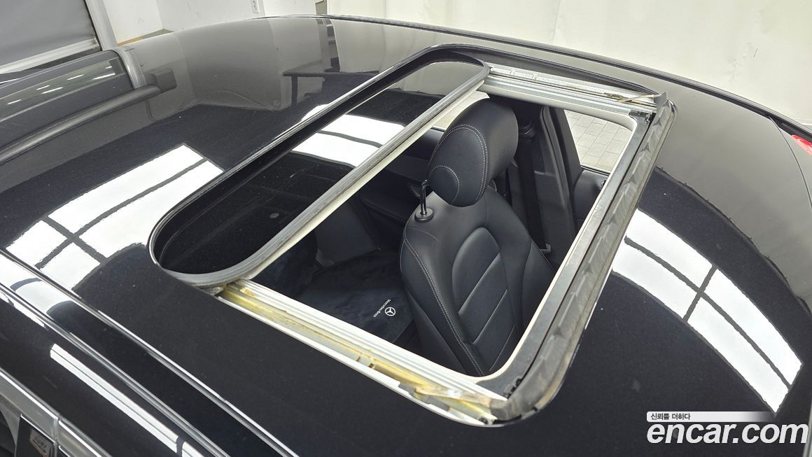 Mercedes-Benz C-Class 2017