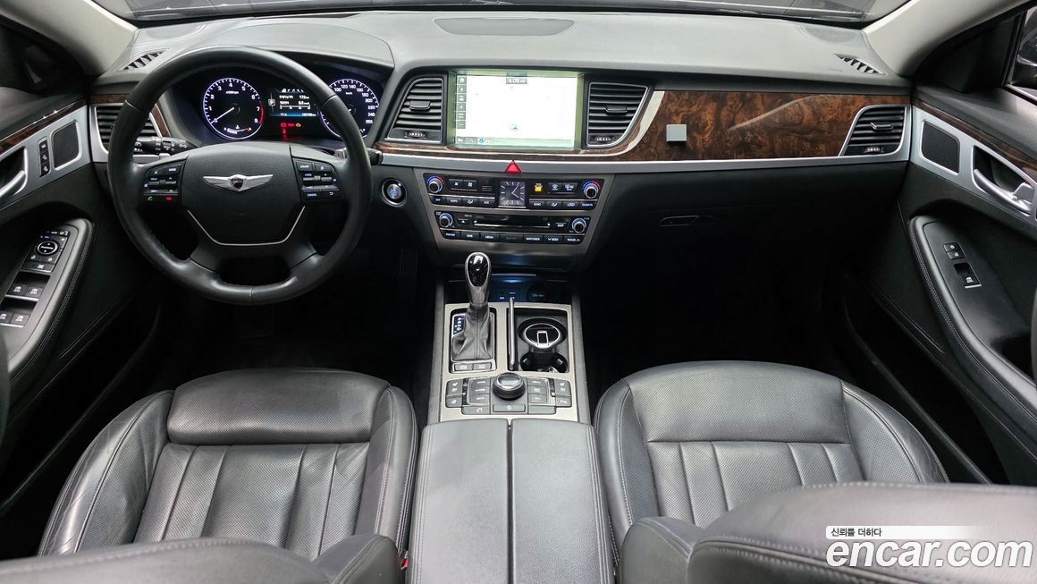 Hyundai Genesis 2016