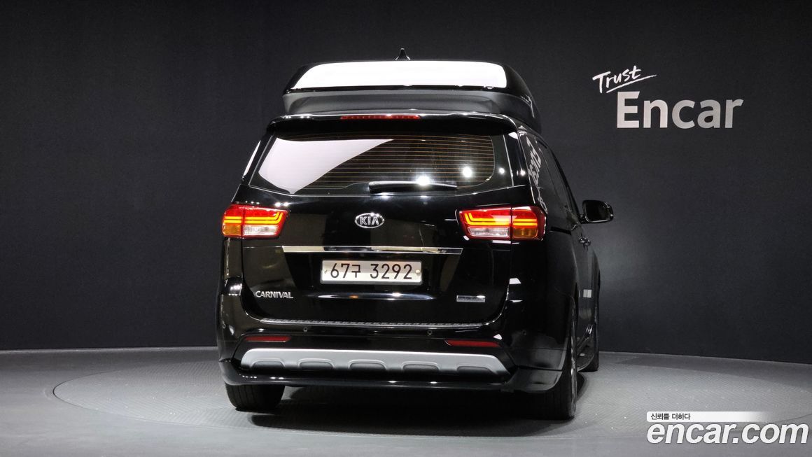 Kia Canival 2018