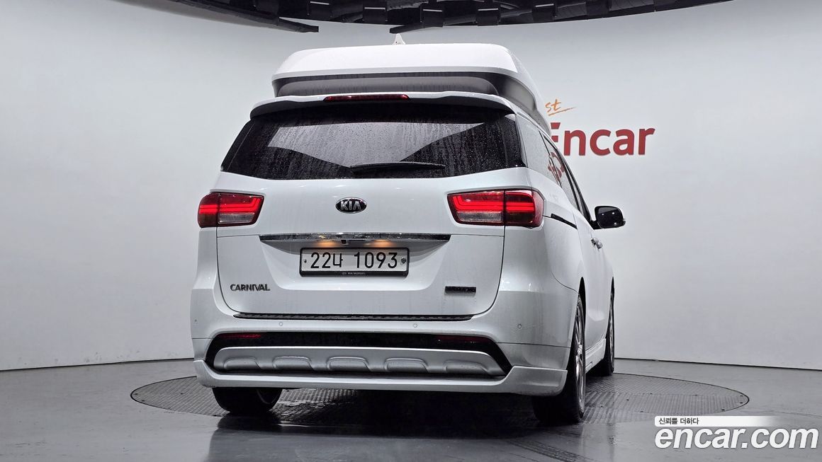 Kia Canival 2018