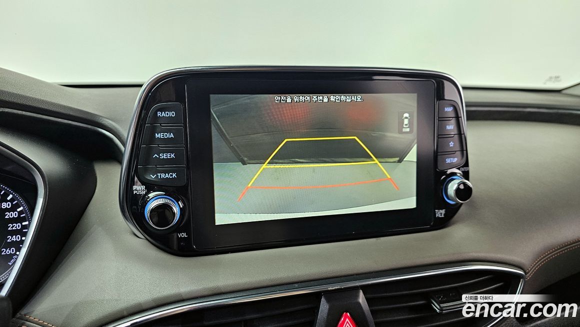 Hyundai Santafe 2020