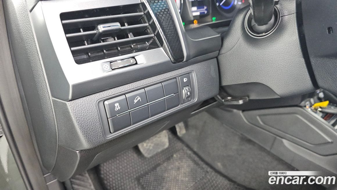 KG_Mobility_Ssangyong Rexton 2021