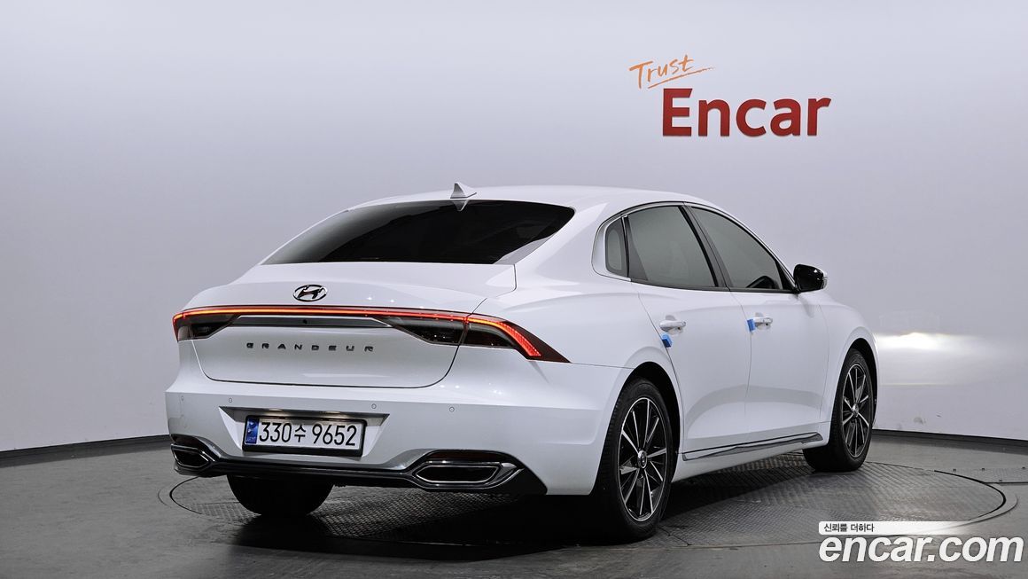 Hyundai Grandeur 2021